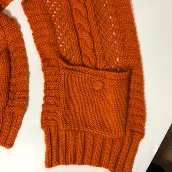 2 Scarf Bundle - Picture 5 of 8